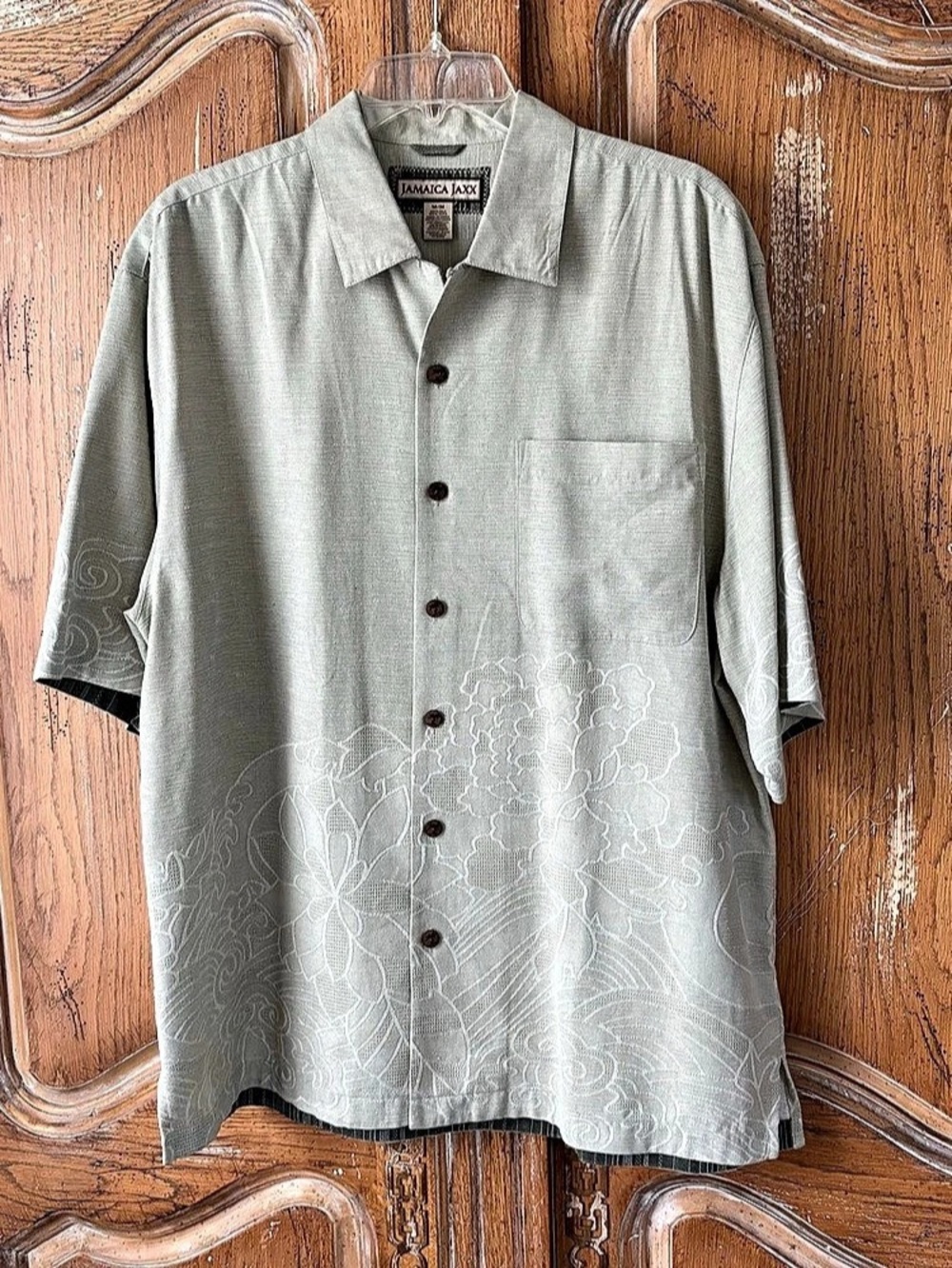 Jamaica Jaxx Mens Medium
Silk Button Up Shirt Sage Green
Jacquard Pigment Dyed M